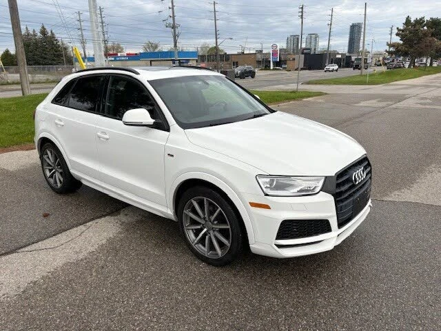 Audi Q3 quattro Premium Plus, снимка 2 - Автомобили и джипове - 54519660
