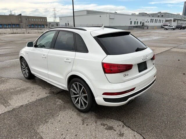 Audi Q3 quattro Premium Plus, снимка 6 - Автомобили и джипове - 54519660