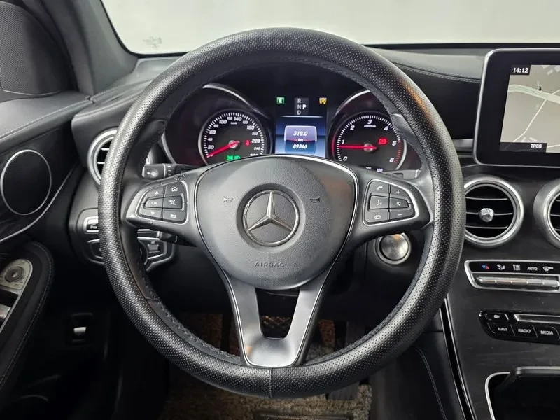 Mercedes-Benz GLC 220 4MATIC - САМО 30% АВАНС, снимка 13 - Автомобили и джипове - 56005615