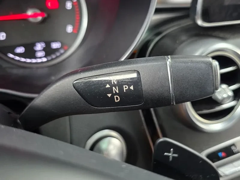 Mercedes-Benz GLC 220 4MATIC - САМО 30% АВАНС, снимка 9 - Автомобили и джипове - 56005615