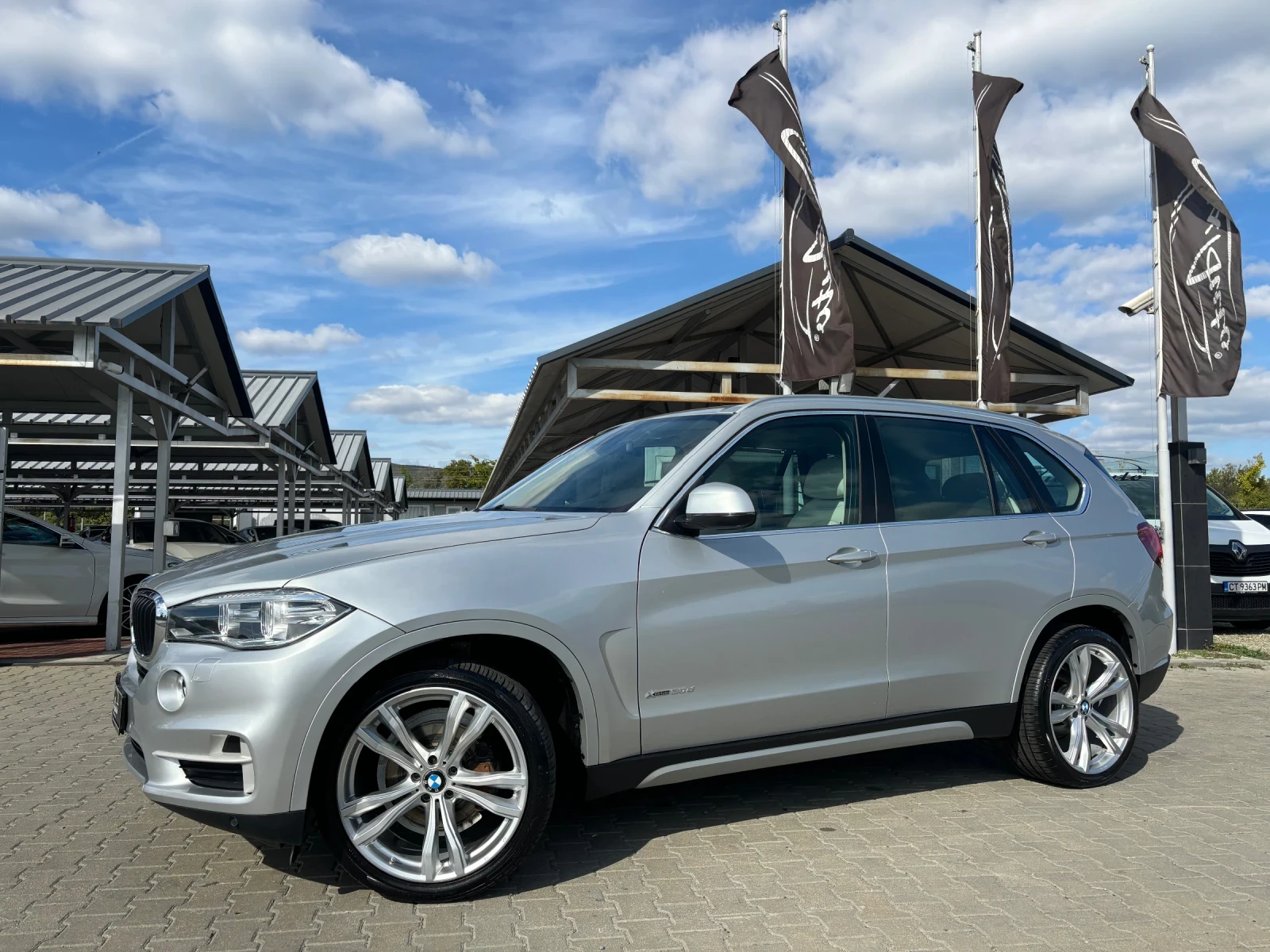 BMW X5 3.0d#XDRIVE#3xDVD#DIGITAL#360* CAMERA#H&K#167000KM - изображение 2