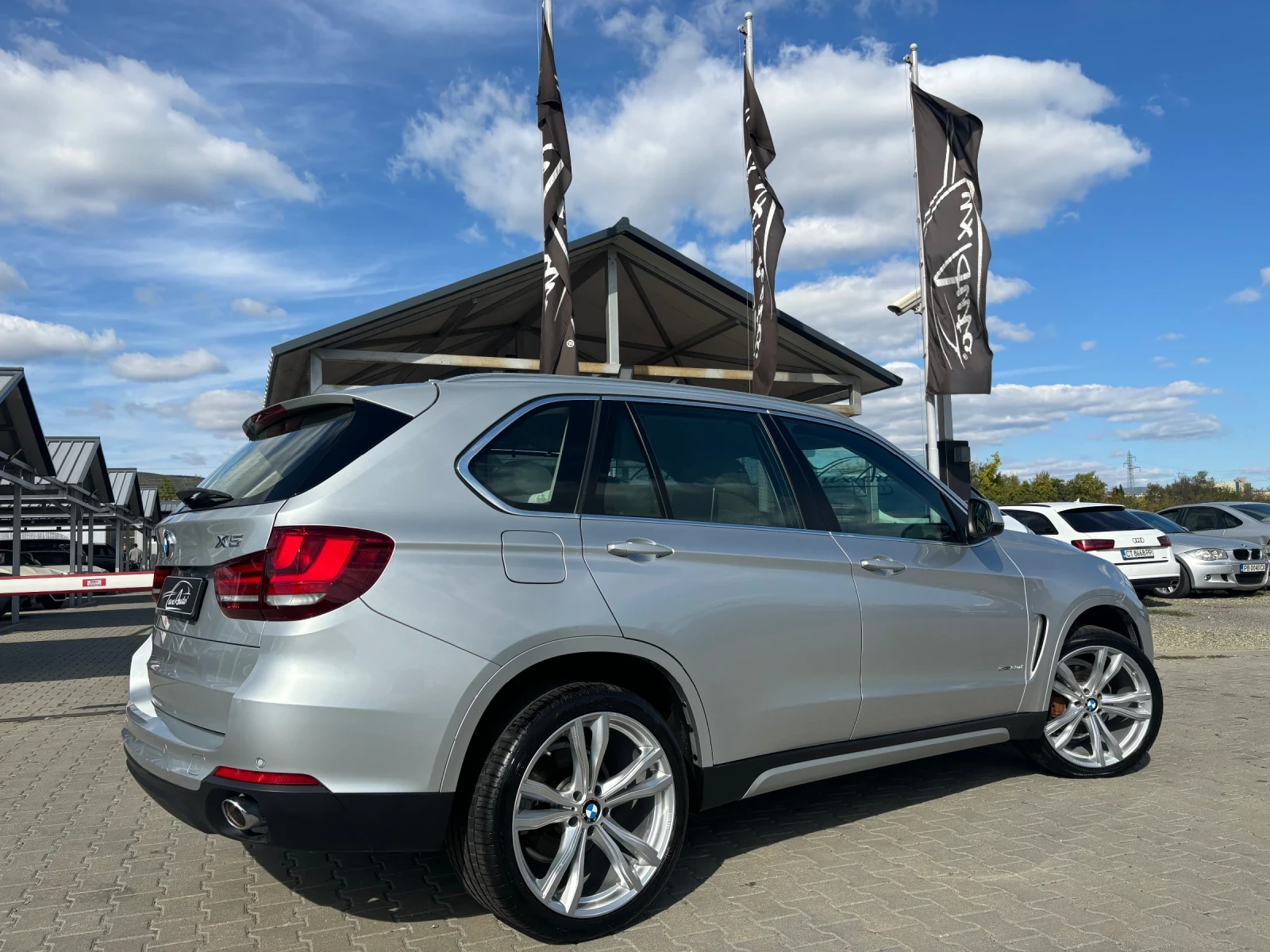 BMW X5 3.0d#XDRIVE#3xDVD#DIGITAL#360* CAMERA#H&K#167000KM - изображение 4