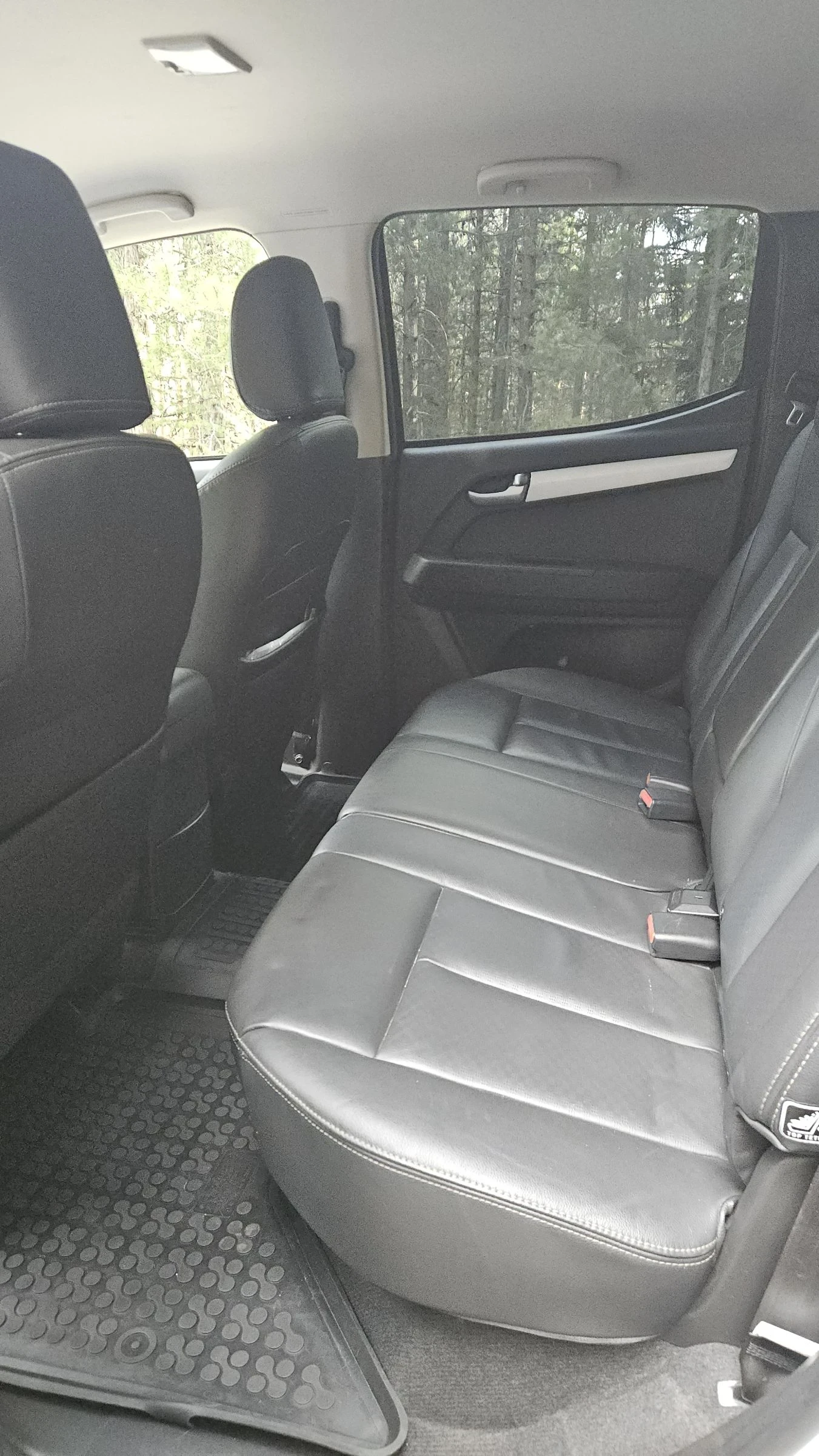Isuzu D-max | Mobile.bg — изображение 13