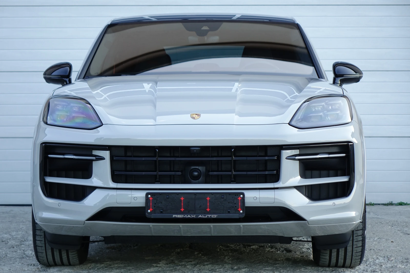 Porsche Cayenne GTS* HD MATRIX LIGTS* BURMESTER* PANO*  - изображение 2