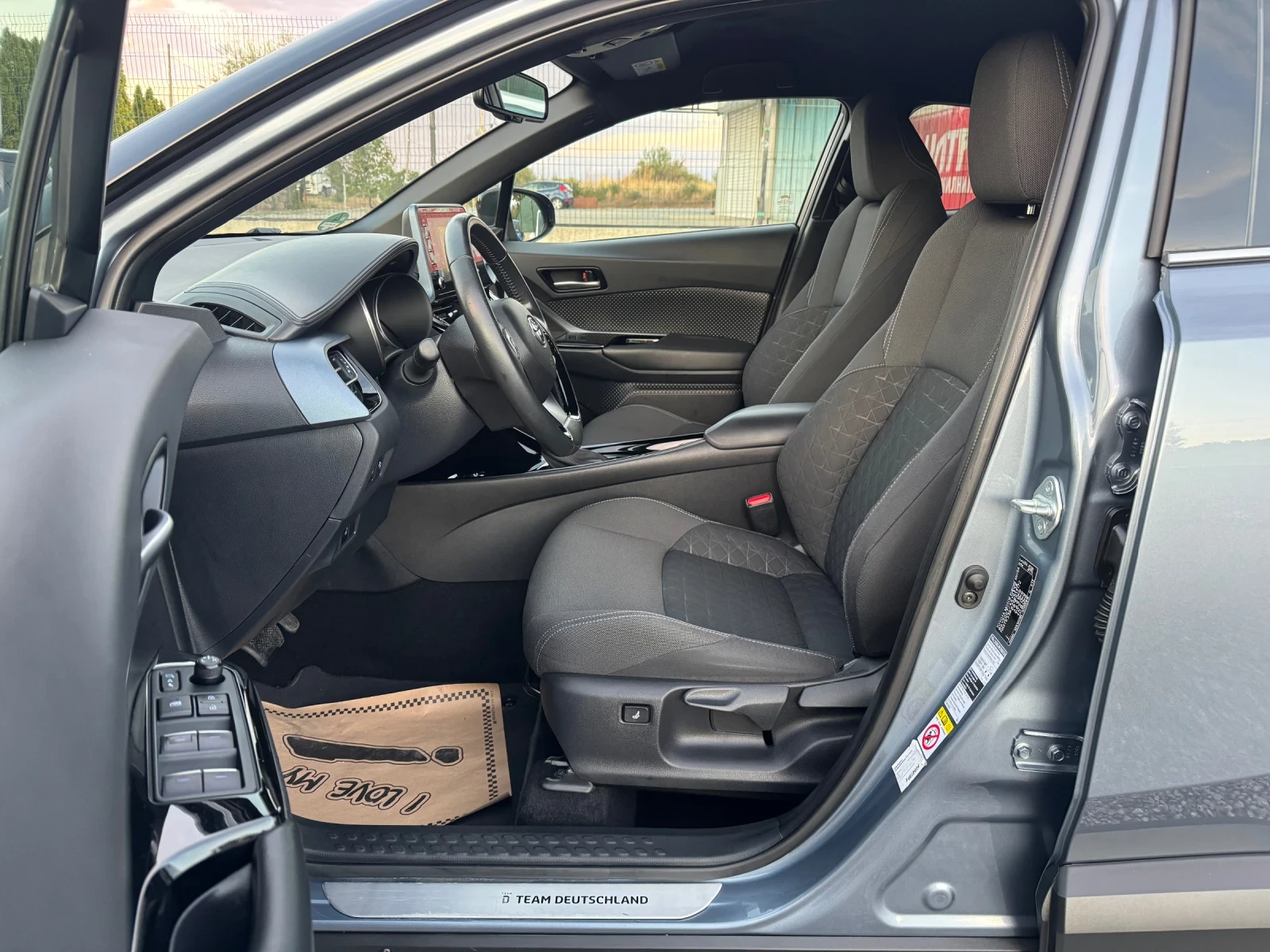 Toyota C-HR 2.0 Hybrid Facelift!!LED!! NAVI!Camera 360* FULL!! | Mobile.bg   11