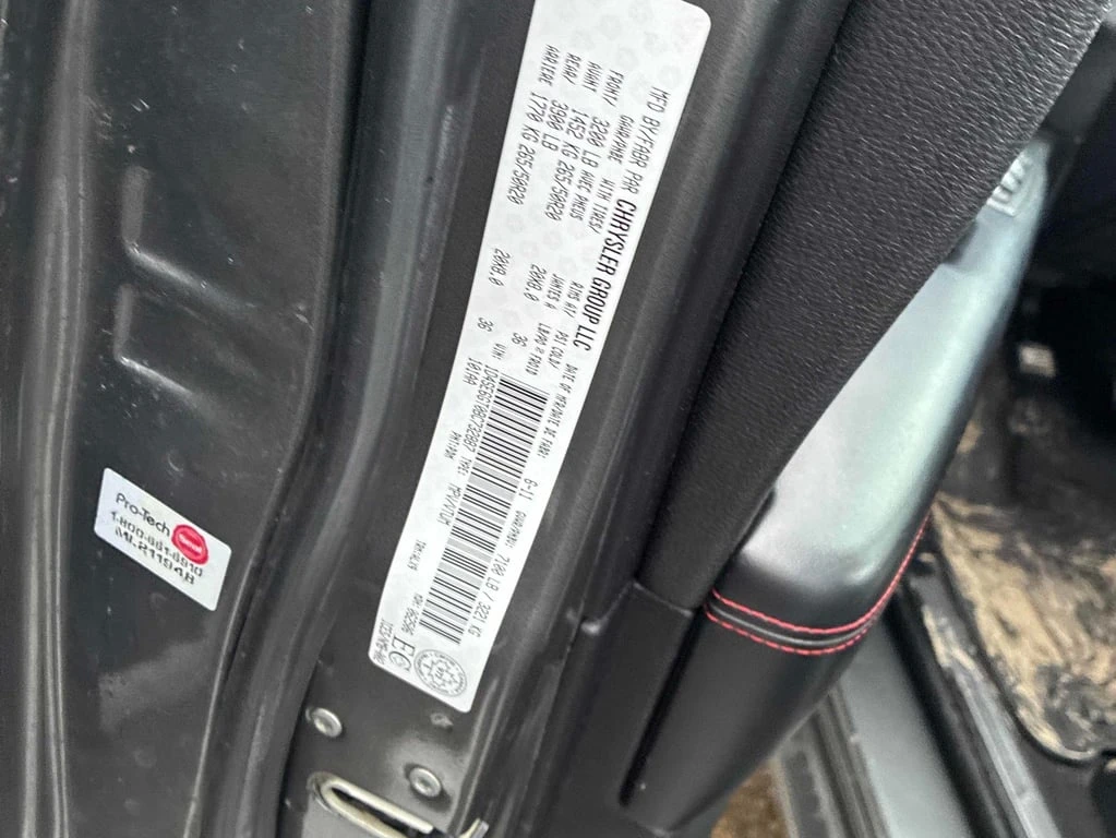 Dodge Durango * 4WD 4dr R/T * CARFAX *    | Mobile.bg   12