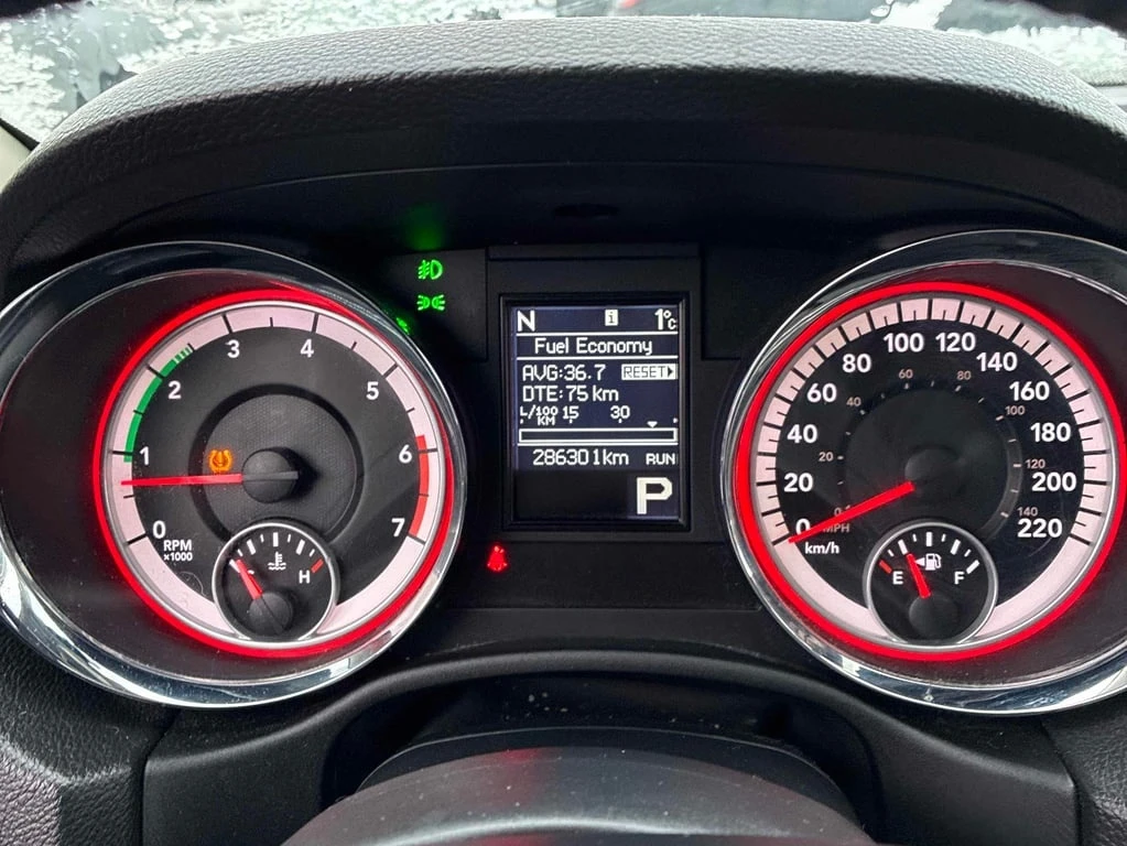 Dodge Durango * 4WD 4dr R/T * CARFAX * БЕЗ ПЪРВОНАЧАЛНА ВНОСКА - изображение 8