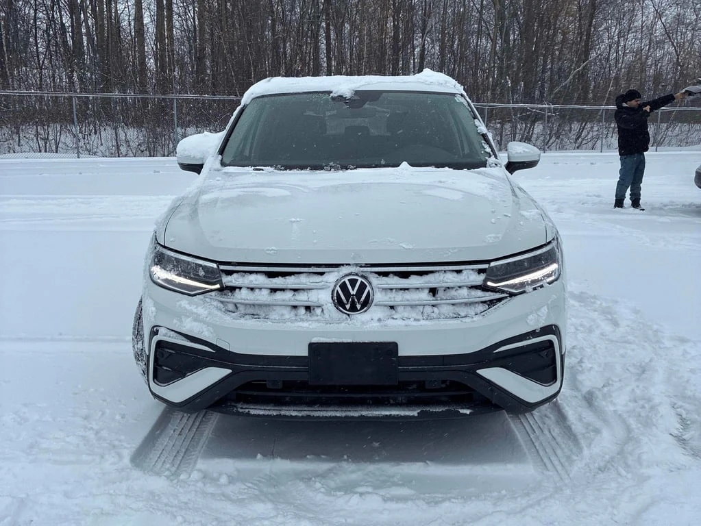 VW Tiguan Comfortline * КЛИП НА МОТОРА * ОТ ПРЕДСТАВИТЕЛСТВО - изображение 2