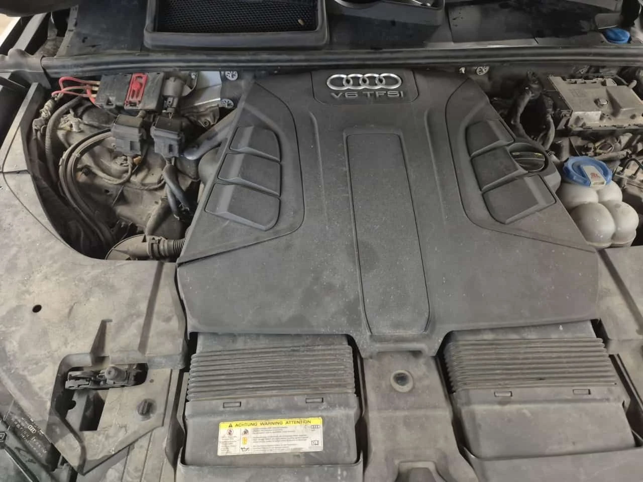 Audi Q7 * 3.0T KOMFORT * CARFAX * ЦЕНА ДО БГ, снимка 17 - Автомобили и джипове - 54042649