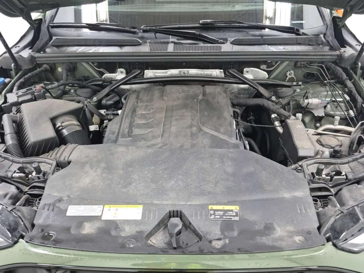 Audi Q5 PROGRESSIV  CARFAX, снимка 16 - Автомобили и джипове - 54189941