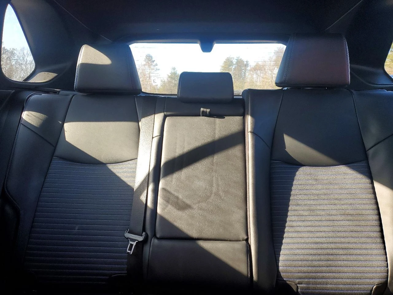 Toyota Rav4 2.5l Xse* AWD, снимка 10 - Автомобили и джипове - 54224380