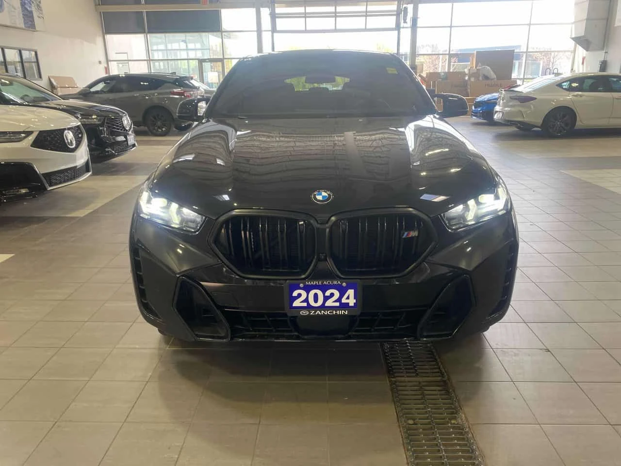 BMW X6 * M60i xDrive * CARFAX * HEAD UP * HARMAN * 360 | Mobile.bg � ����������� 6