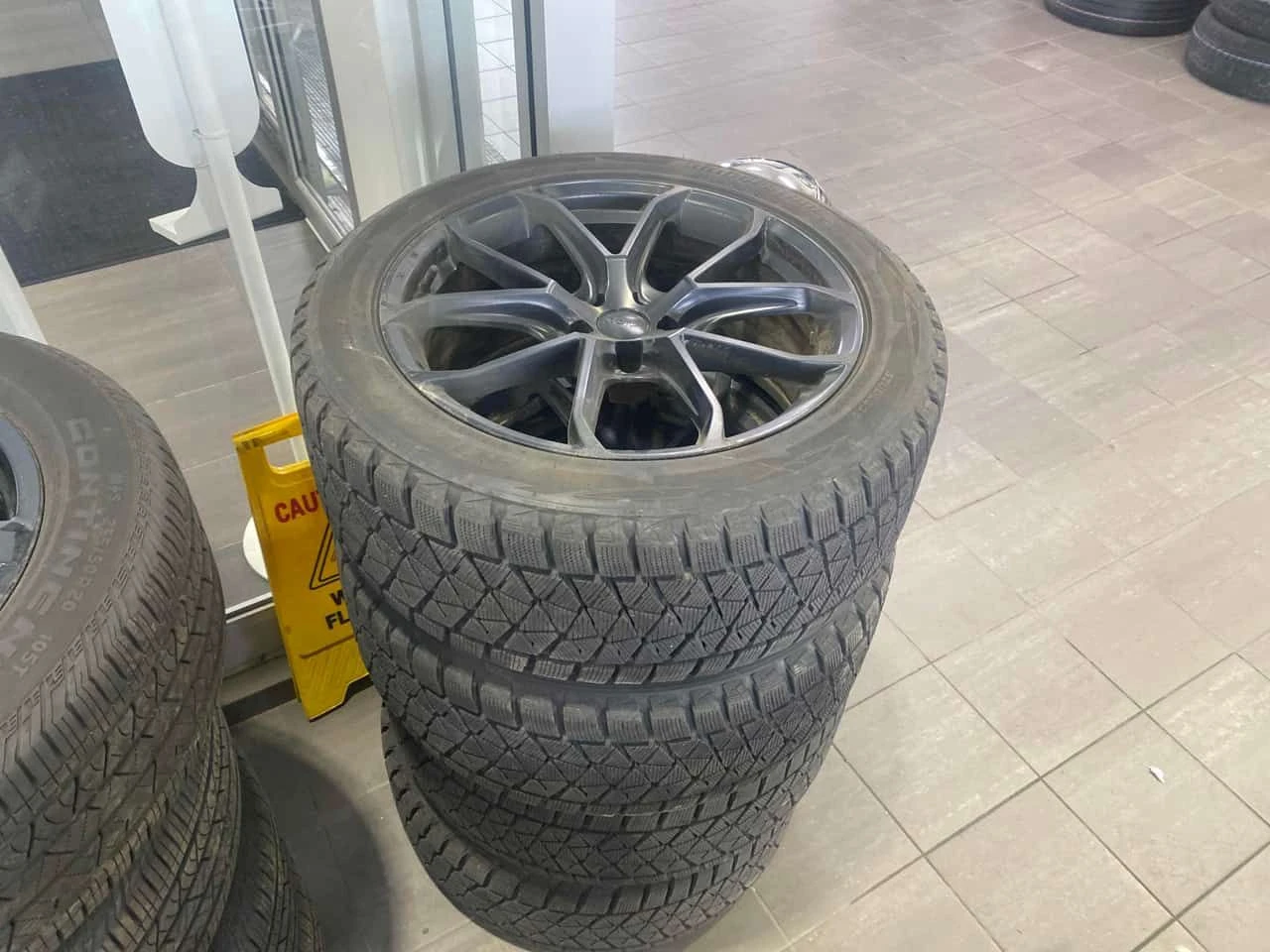 BMW X6 * M60i xDrive * CARFAX * HEAD UP * HARMAN * 360 | Mobile.bg � ����������� 11