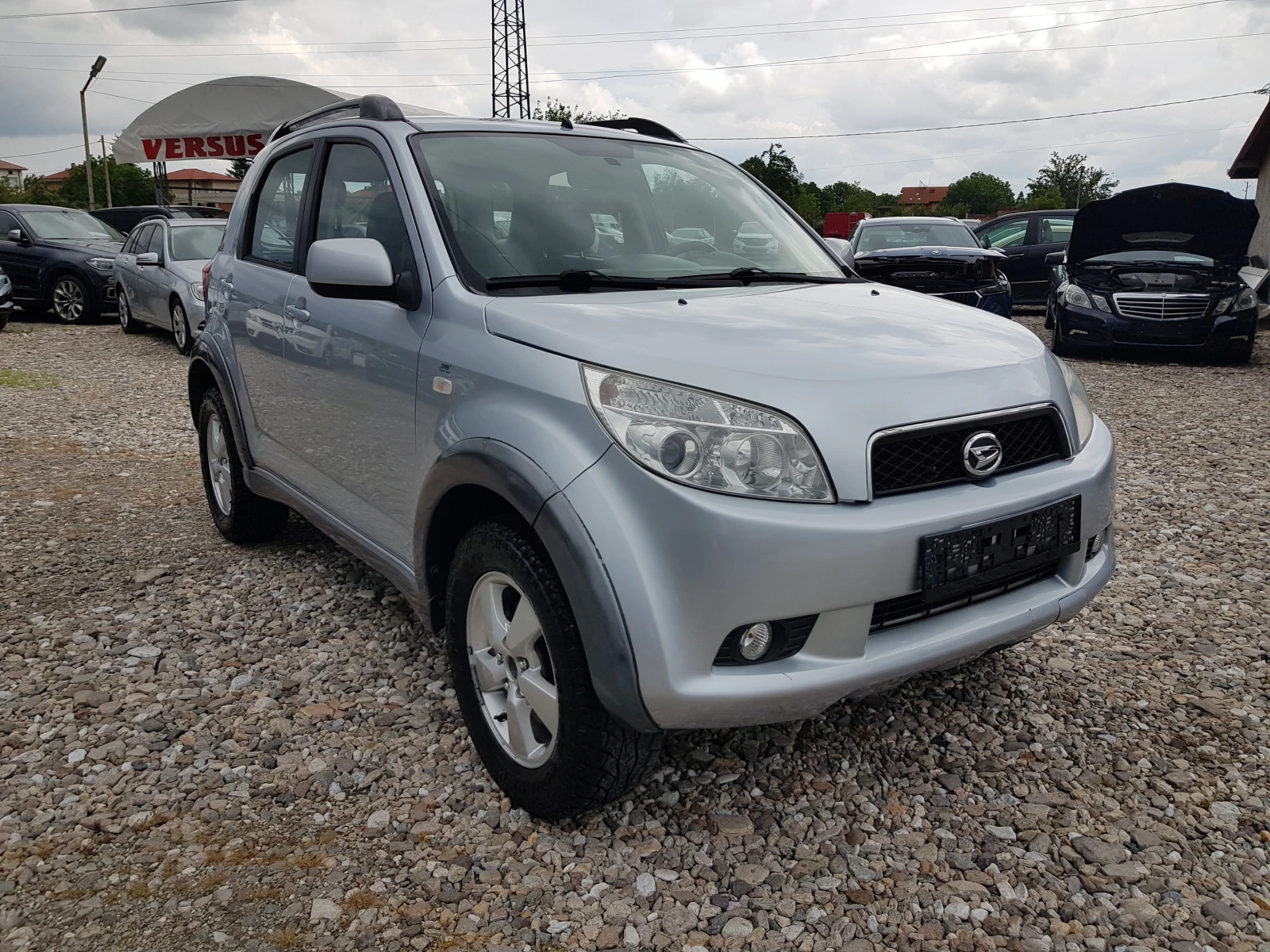 Daihatsu Terios 1.5 i 4WD ИТАЛИЯ FACELIFT, снимка 3 - Автомобили и джипове - 54749388