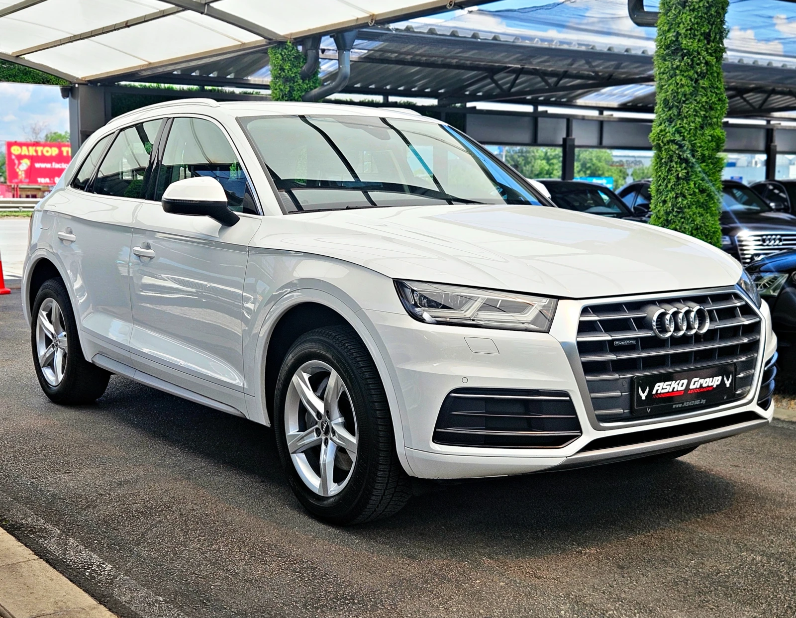 Audi Q5 2.0TDI/GERMANY/DRIVE SELECT/AMBIENT/CAR PLAY/LIZI, снимка 3 - Автомобили и джипове - 54791903