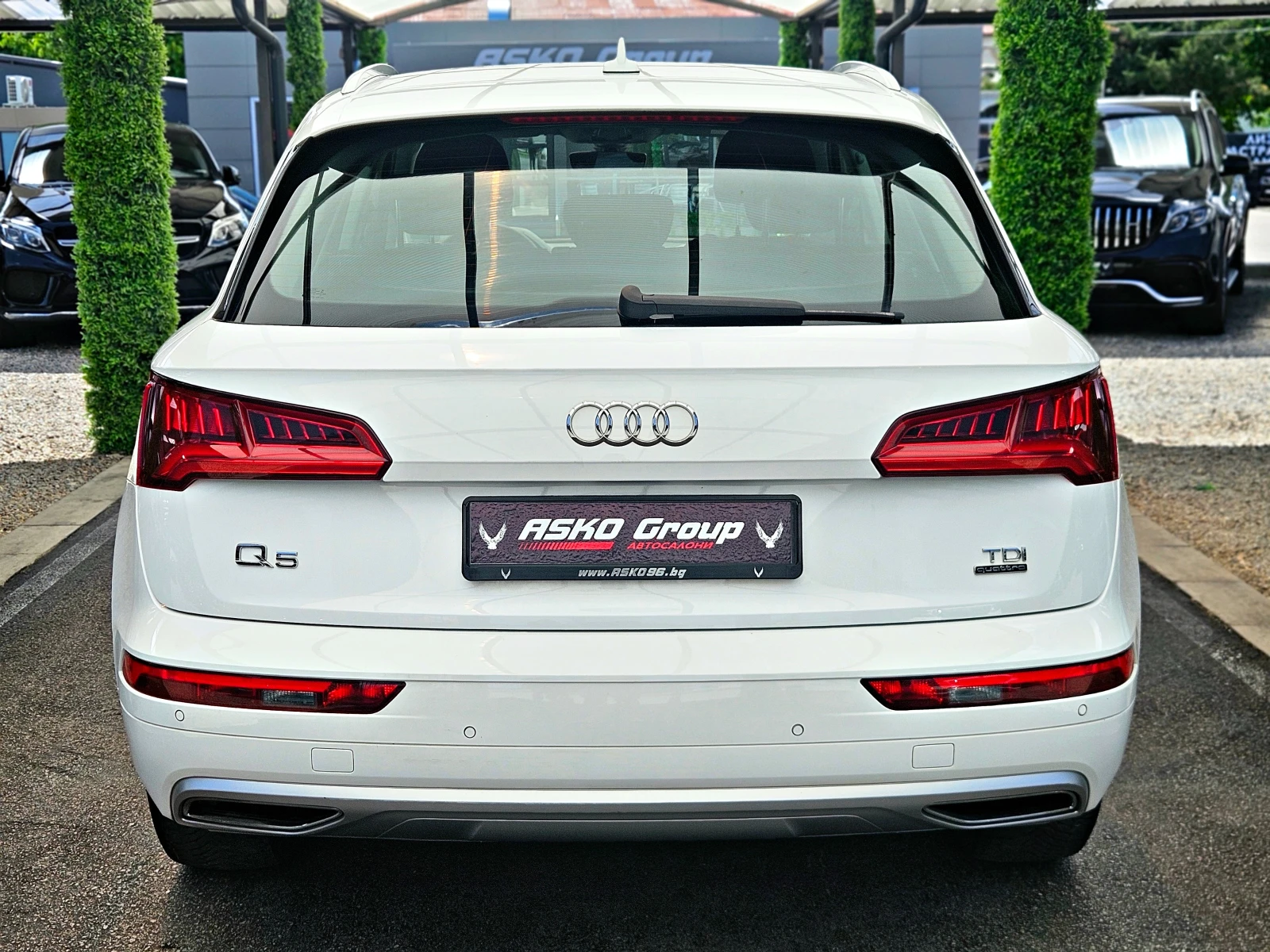 Audi Q5 2.0TDI/GERMANY/DRIVE SELECT/AMBIENT/CAR PLAY/LIZI, снимка 6 - Автомобили и джипове - 54791903