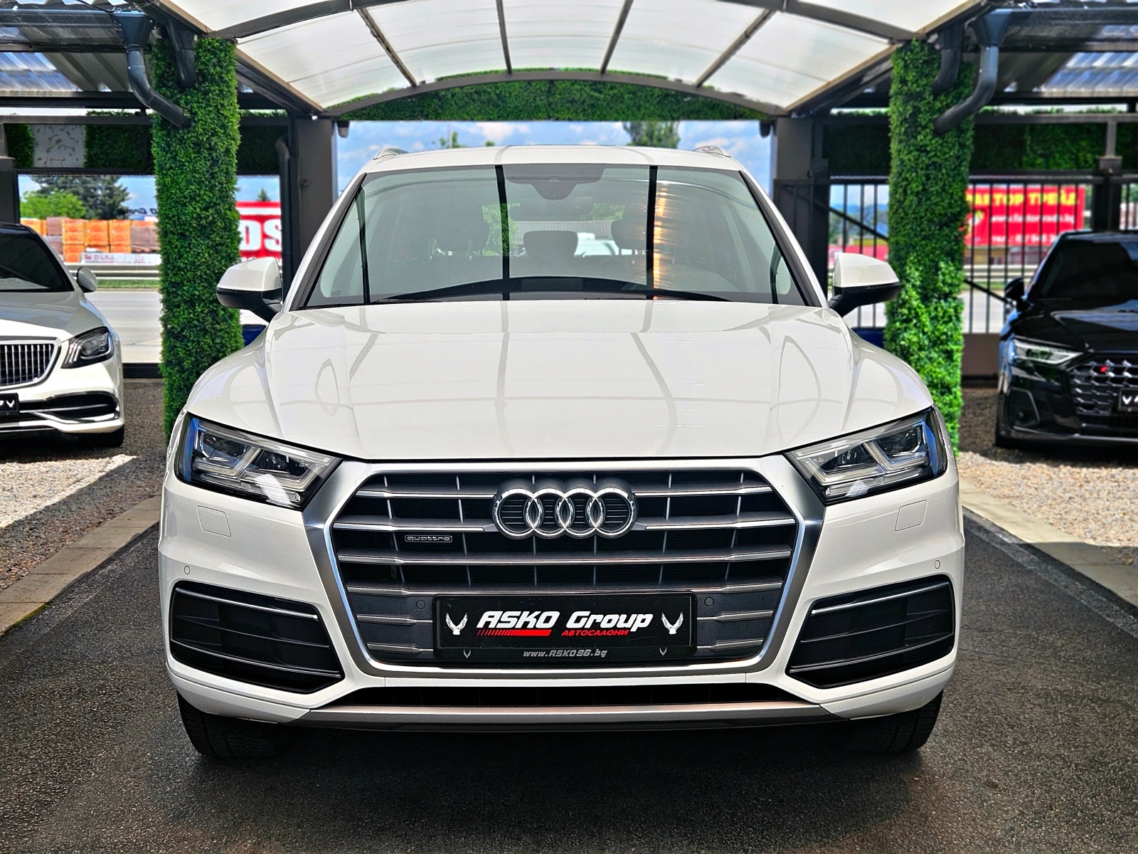 Audi Q5 2.0TDI/GERMANY/DRIVE SELECT/AMBIENT/CAR PLAY/LIZI, снимка 2 - Автомобили и джипове - 54791903
