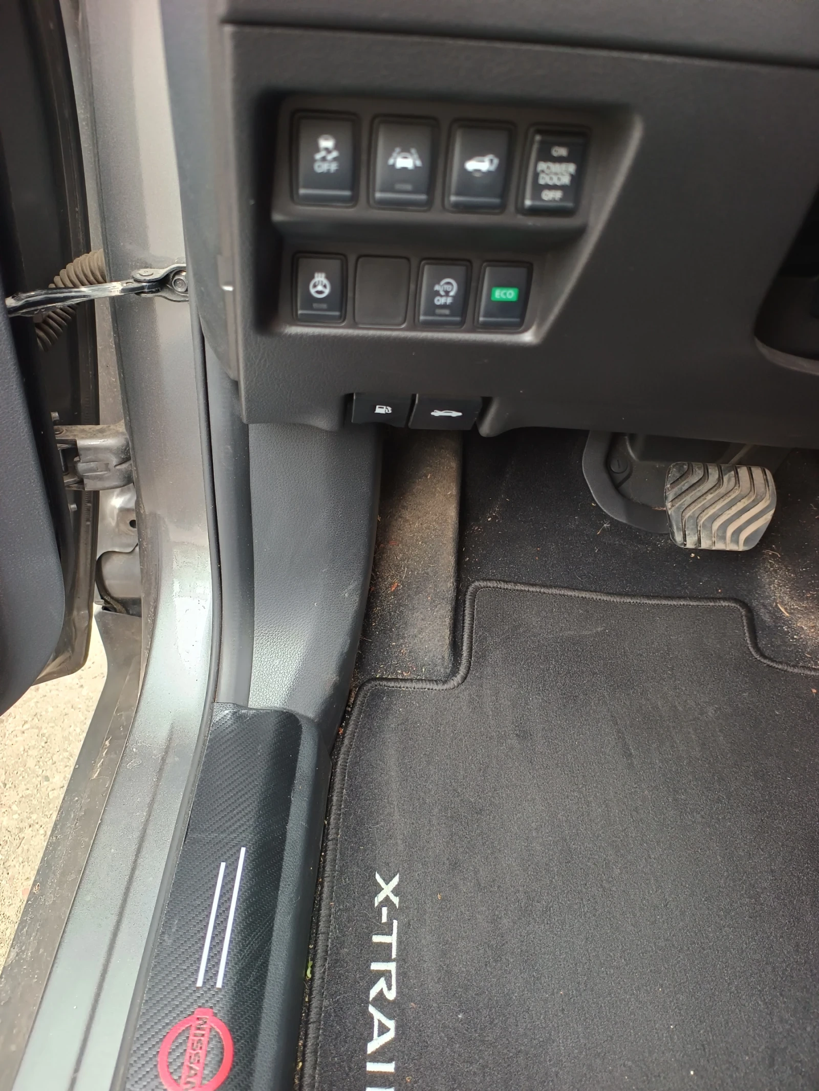 Nissan X-trail Т32, снимка 13 - Автомобили и джипове - 55224443