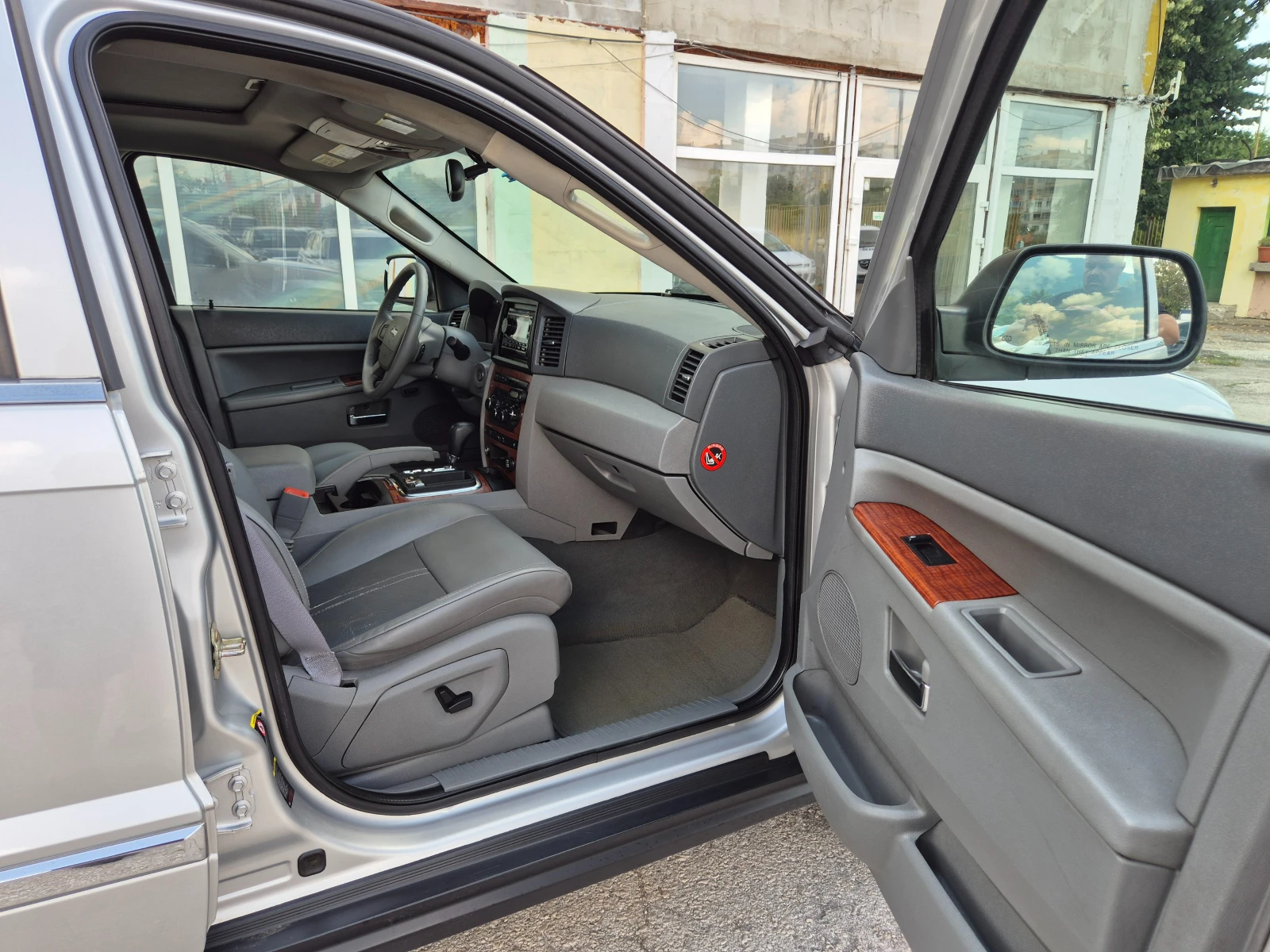Jeep Grand cherokee 3.0TDI ПАНОРАМА ITALY, снимка 13 - Автомобили и джипове - 55341342