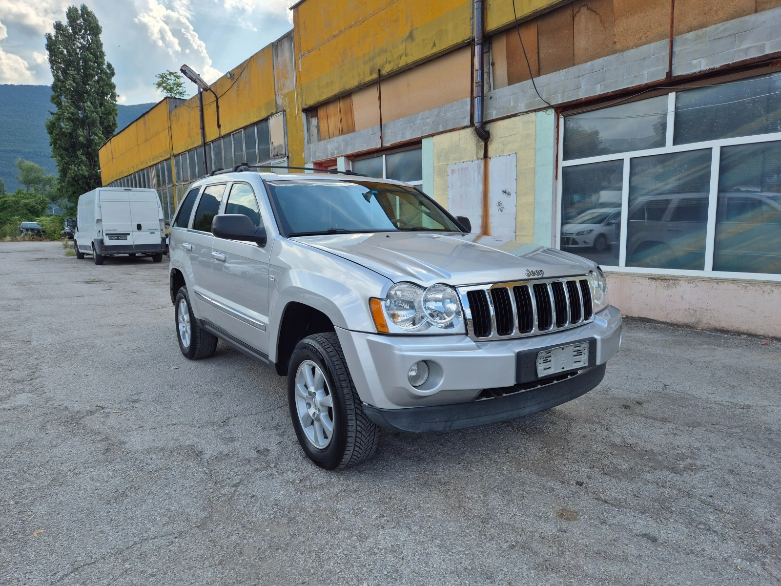 Jeep Grand cherokee 3.0TDI ПАНОРАМА ITALY, снимка 3 - Автомобили и джипове - 55341342