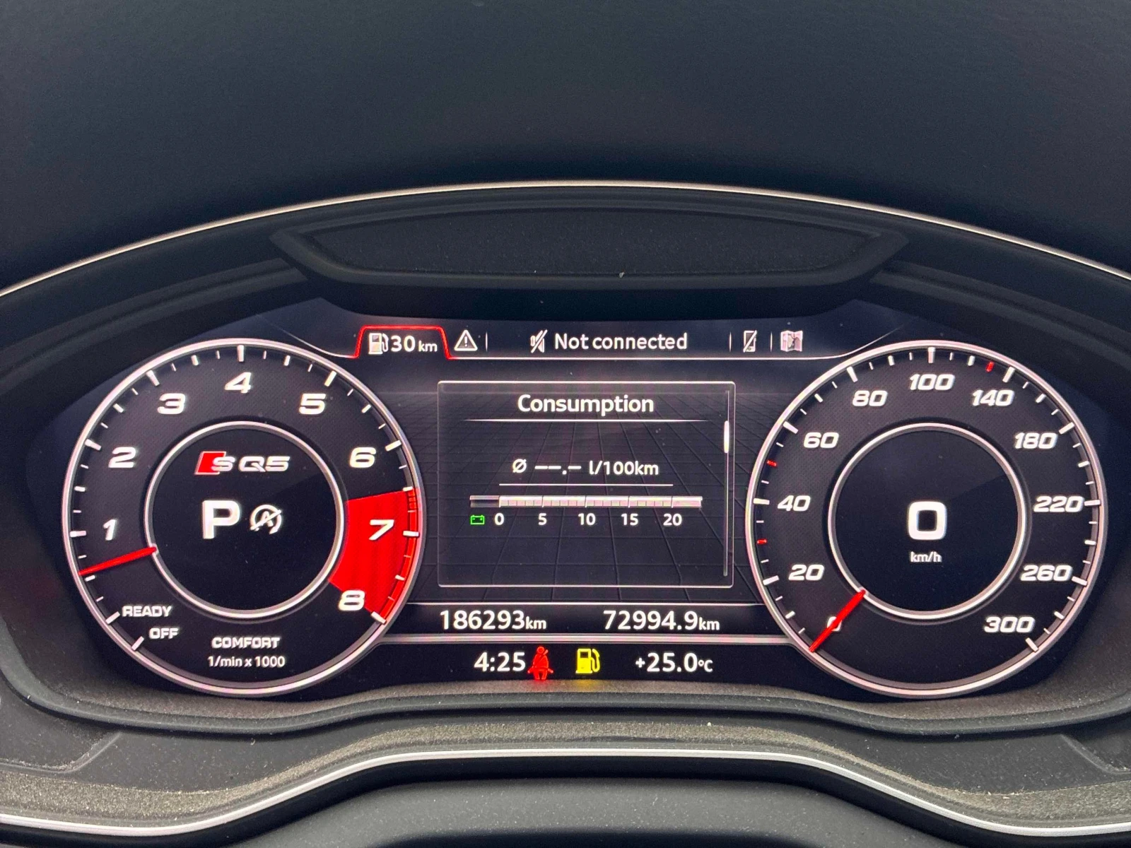 Audi SQ5 * Technik * CARFAX * БЕЗ ПЪРВОНАЧАЛНА ВНОСКА, снимка 8 - Автомобили и джипове - 56093564