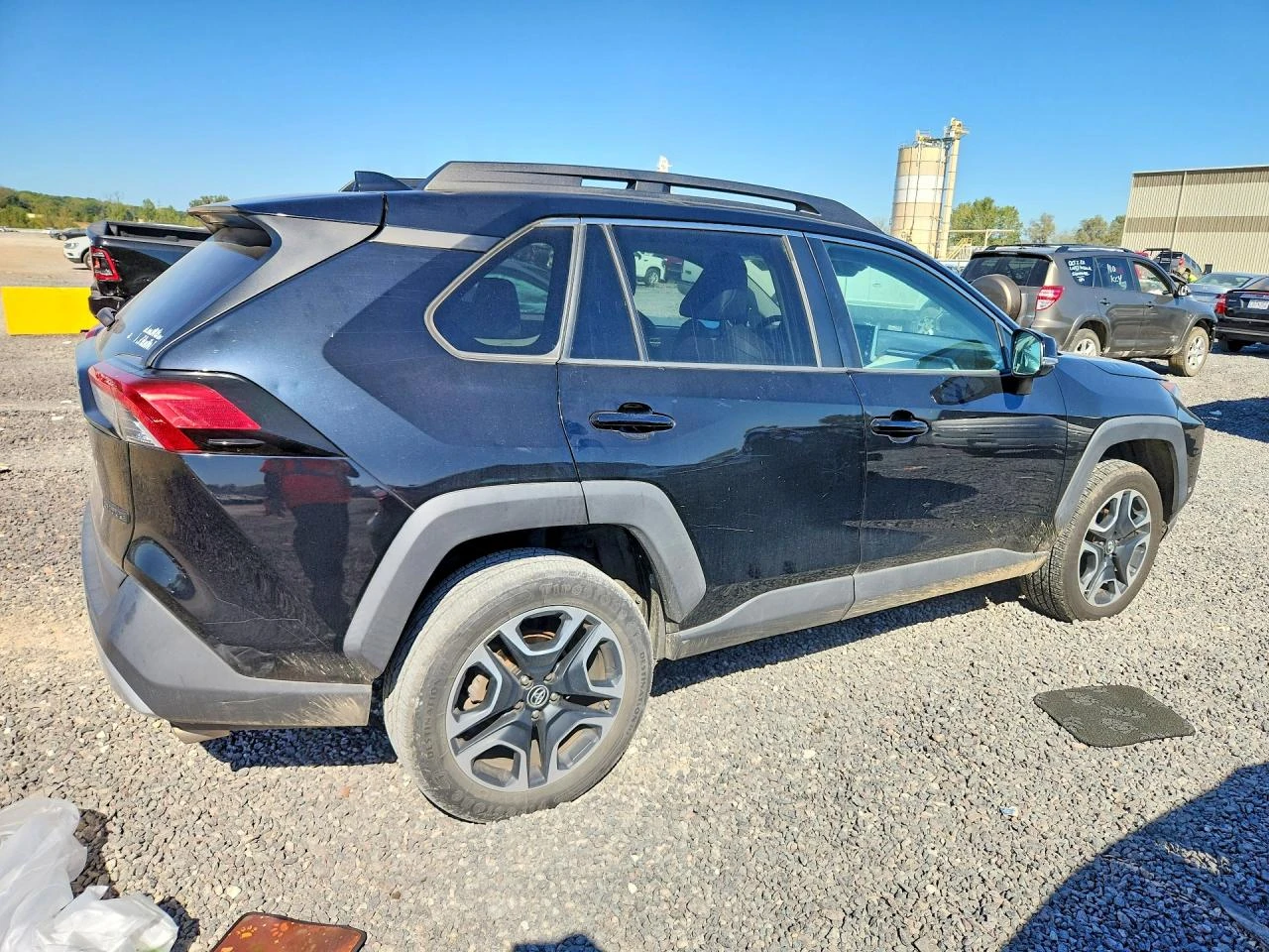 Toyota Rav4 ADVENTURE, снимка 3 - Автомобили и джипове - 56742261