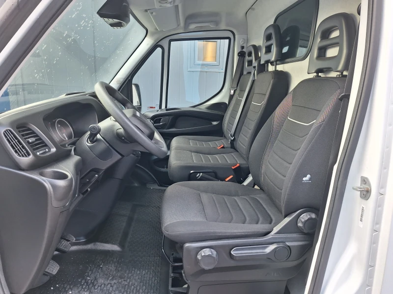 Iveco Daily 35S16, снимка 9 - Бусове и автобуси - 52000372