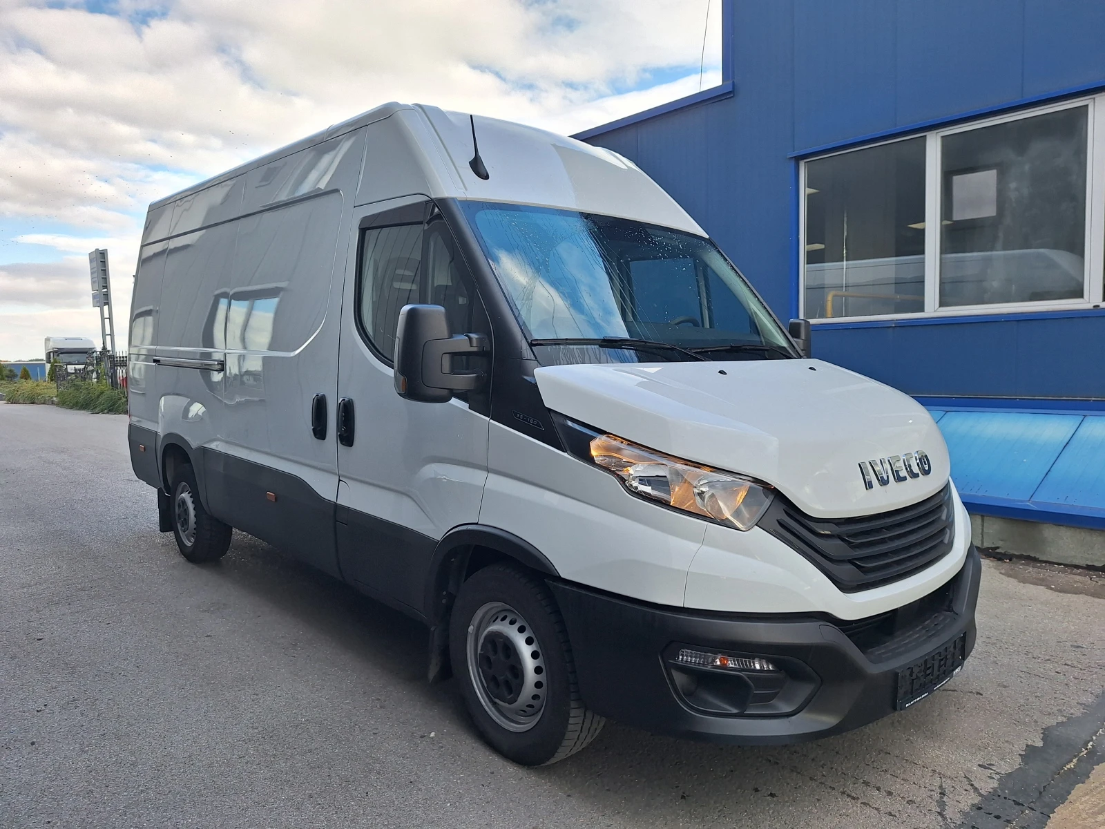 Iveco Daily 35S16 - изображение 3