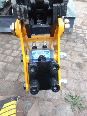 Обява за продажба на Багер ~2 500 лв. - изображение 3 | Auto.bg Обява за продажба на Багер ~2 500 лв. - изображение 3