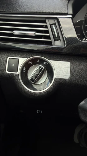 Mercedes-Benz E 220, снимка 8