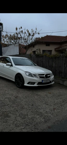 Mercedes-Benz E 220, снимка 2