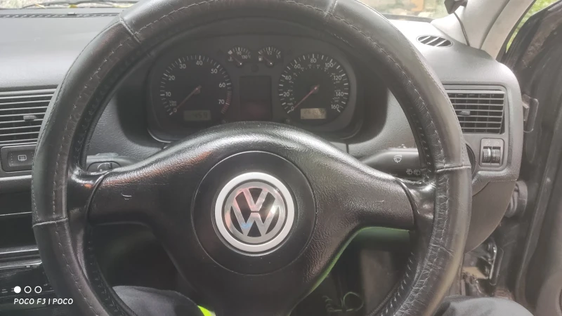 VW Golf 2.3 v5 170 hp, снимка 8 - Автомобили и джипове - 47285212