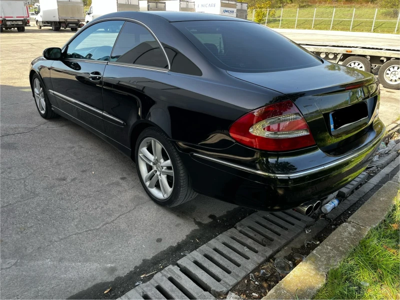 Mercedes-Benz CLK 270 CDI, снимка 6 - Автомобили и джипове - 47437682