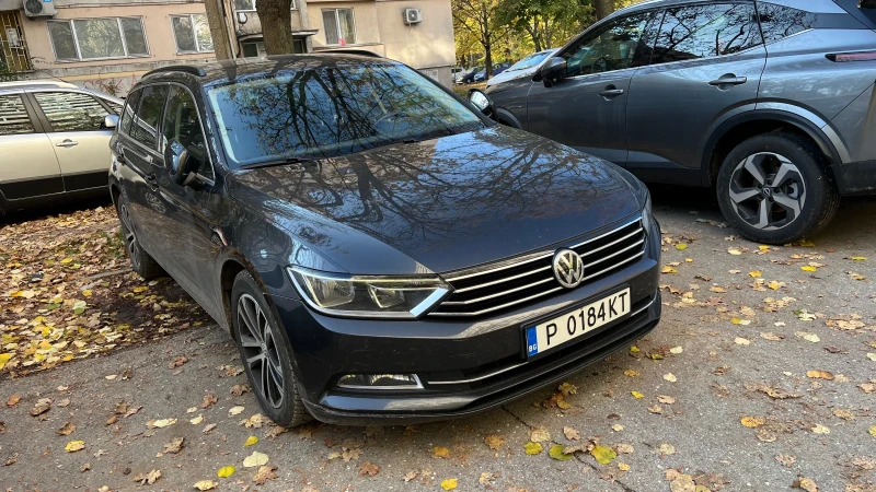 VW Passat, снимка 2 - Автомобили и джипове - 48529227