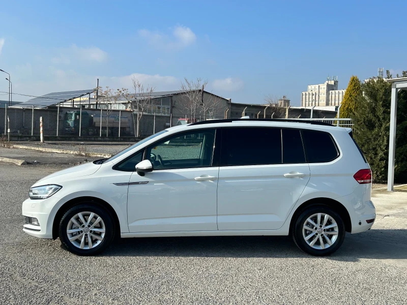 VW Touran 2.0 TDI 150ps DSG R-Line Full LED , снимка 7 - Автомобили и джипове - 48650907