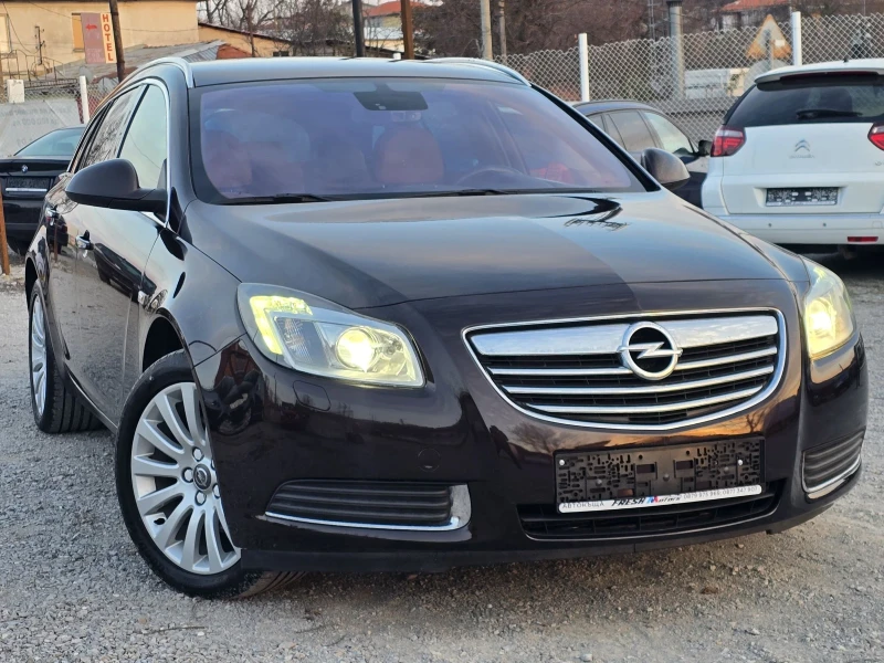 Opel Insignia 2.0 CDTI 160 К.С. 4Х4 / НАВИ / КОЖА / КСЕНОН, снимка 2 - Автомобили и джипове - 48973078