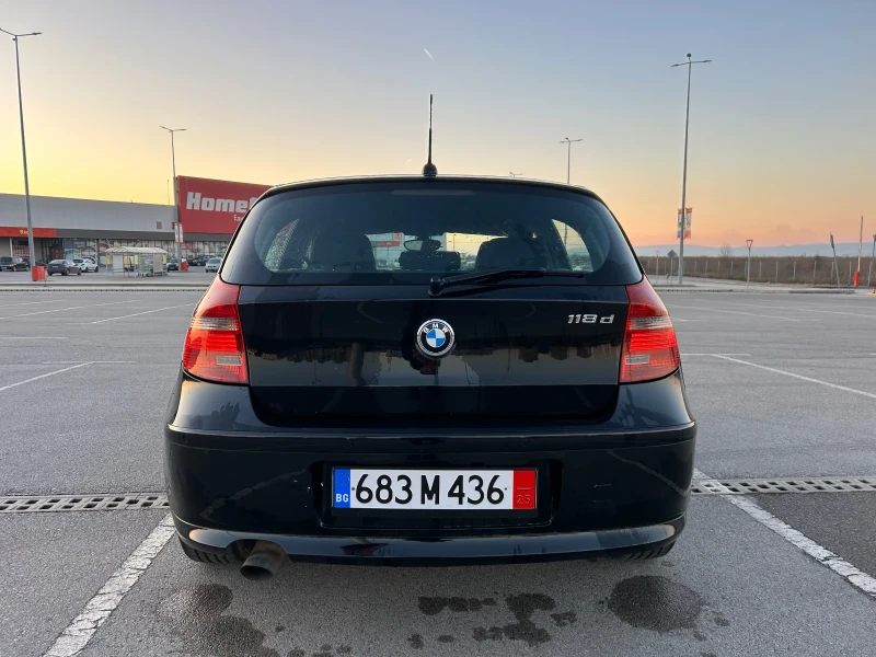 BMW 118, снимка 6 - Автомобили и джипове - 49010929