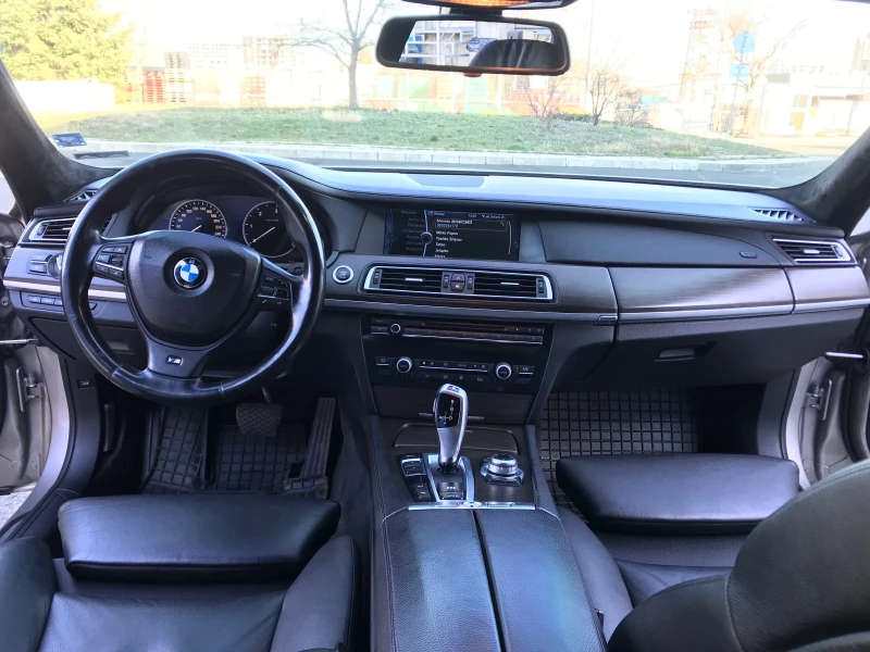 BMW 730 Head up/Distronic/Shadow line/Вакуум/, снимка 13 - Автомобили и джипове - 49180093