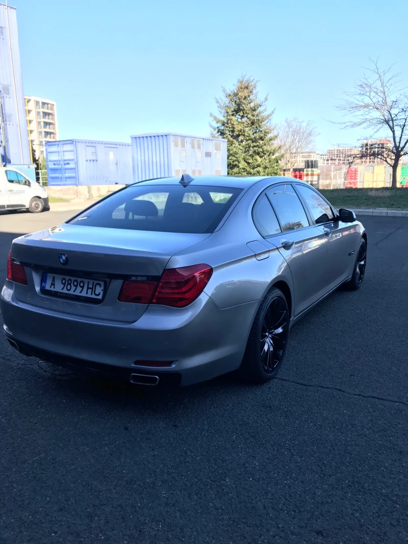 BMW 730 Head up/Distronic/Shadow line/Вакуум/, снимка 4 - Автомобили и джипове - 49180093