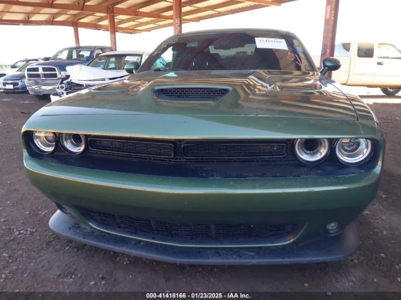 Dodge Challenger, снимка 2 - Автомобили и джипове - 49265799