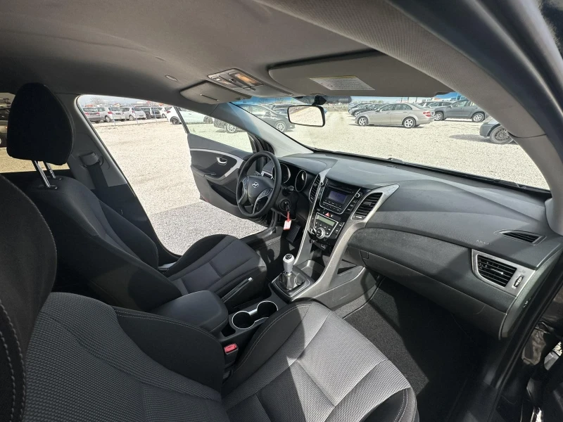 Hyundai I30 1.6 CRDI 110к.с.top!!!, снимка 11 - Автомобили и джипове - 49510029