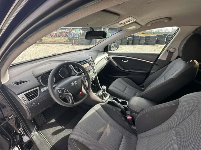 Hyundai I30 1.6 CRDI 110к.с.top!!!, снимка 8 - Автомобили и джипове - 49510029