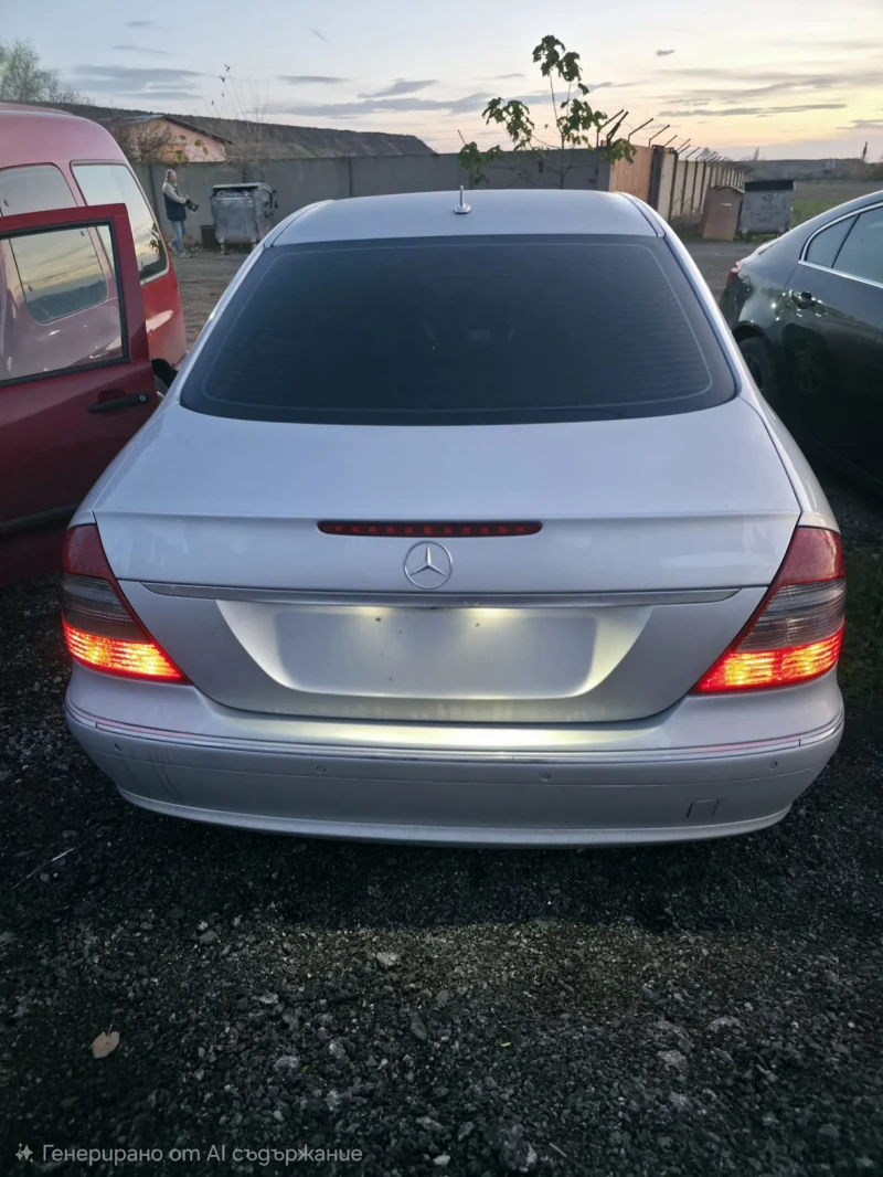 Mercedes-Benz E 320, снимка 5 - Автомобили и джипове - 52502002