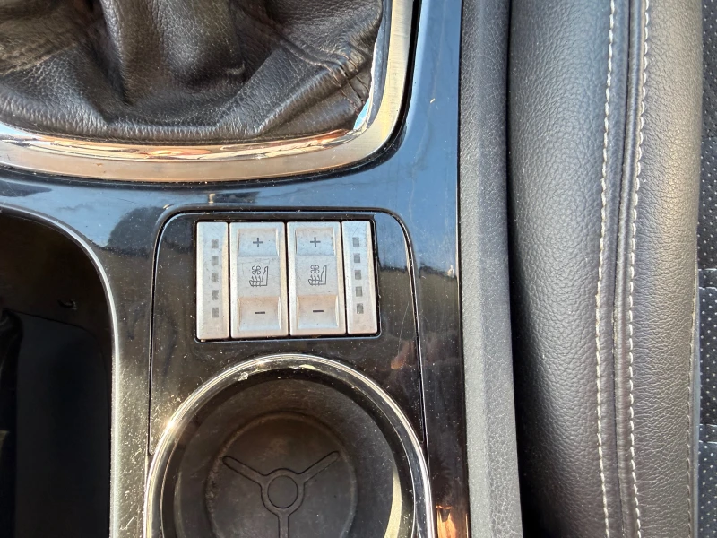 Ford Mondeo TITANIUM#БЕНЗИН#keyless go#ОБДУХВАНЕ НА СЕДАЛКИТЕ , снимка 12 - Автомобили и джипове - 52855245