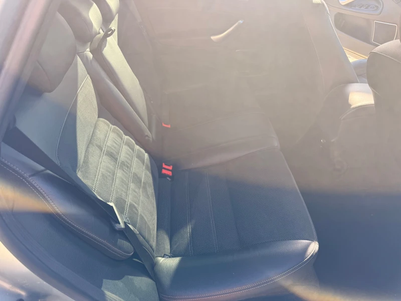 Ford Mondeo TITANIUM#БЕНЗИН#keyless go#ОБДУХВАНЕ НА СЕДАЛКИТЕ , снимка 13 - Автомобили и джипове - 52855245