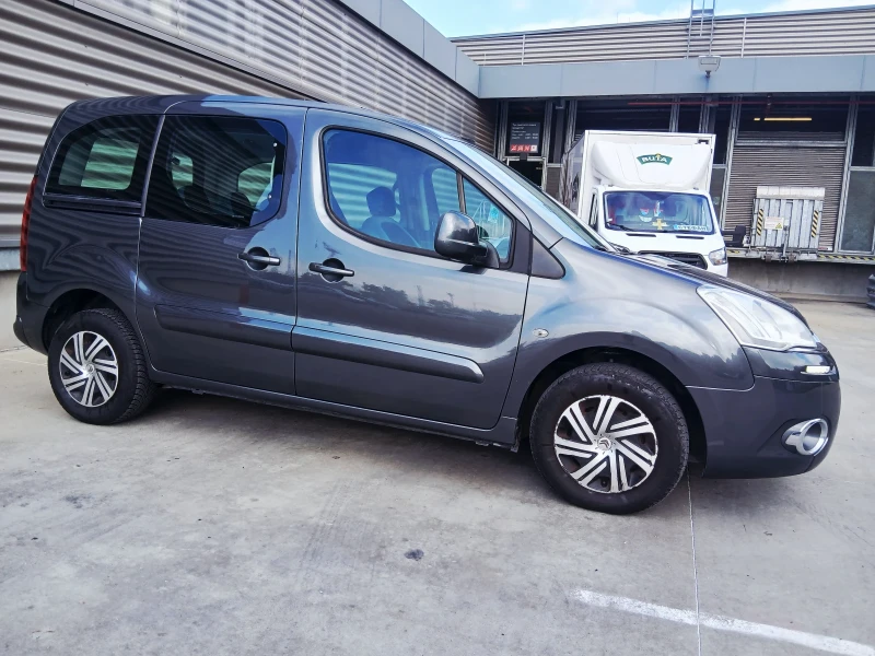 Citroen Berlingo 1.6HDI euro 5b, снимка 4 - Автомобили и джипове - 53042953