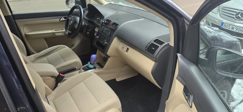 VW Touran, снимка 3 - Автомобили и джипове - 53462404