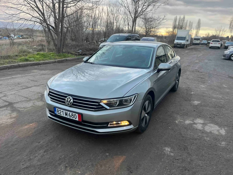 VW Passat, снимка 2 - Автомобили и джипове - 53564674