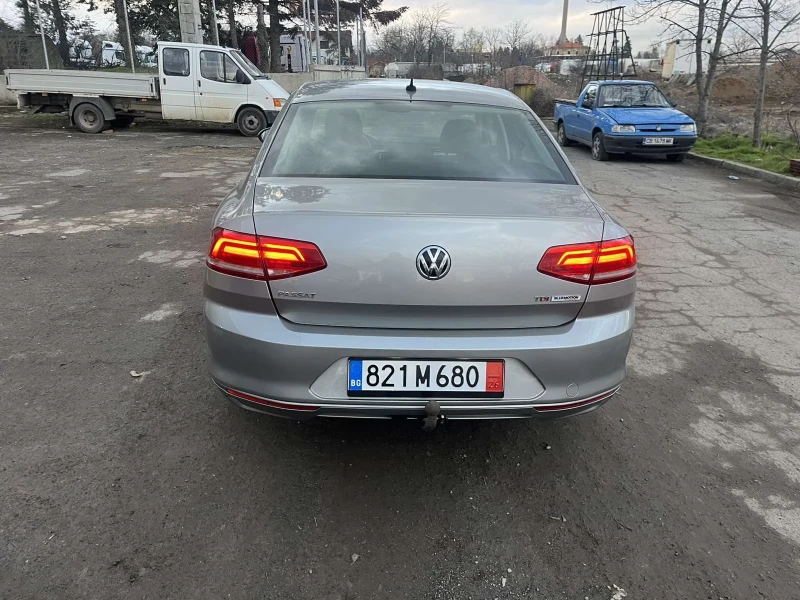 VW Passat, снимка 5 - Автомобили и джипове - 53564674
