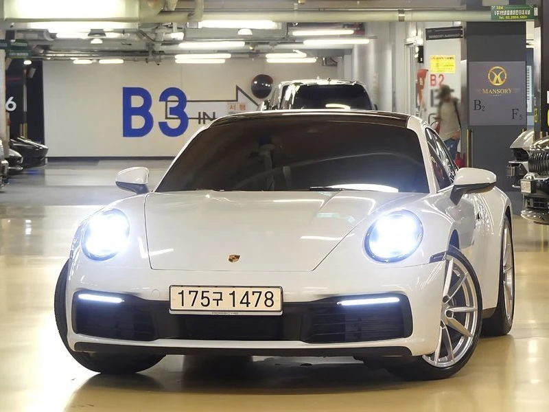 Porsche 911 3.0 Automatic